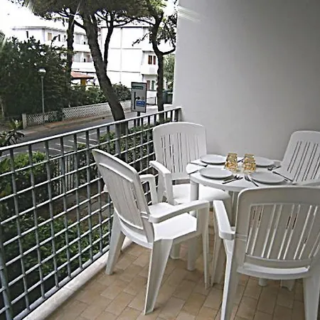 Isi Apartamento Bibione Exterior foto