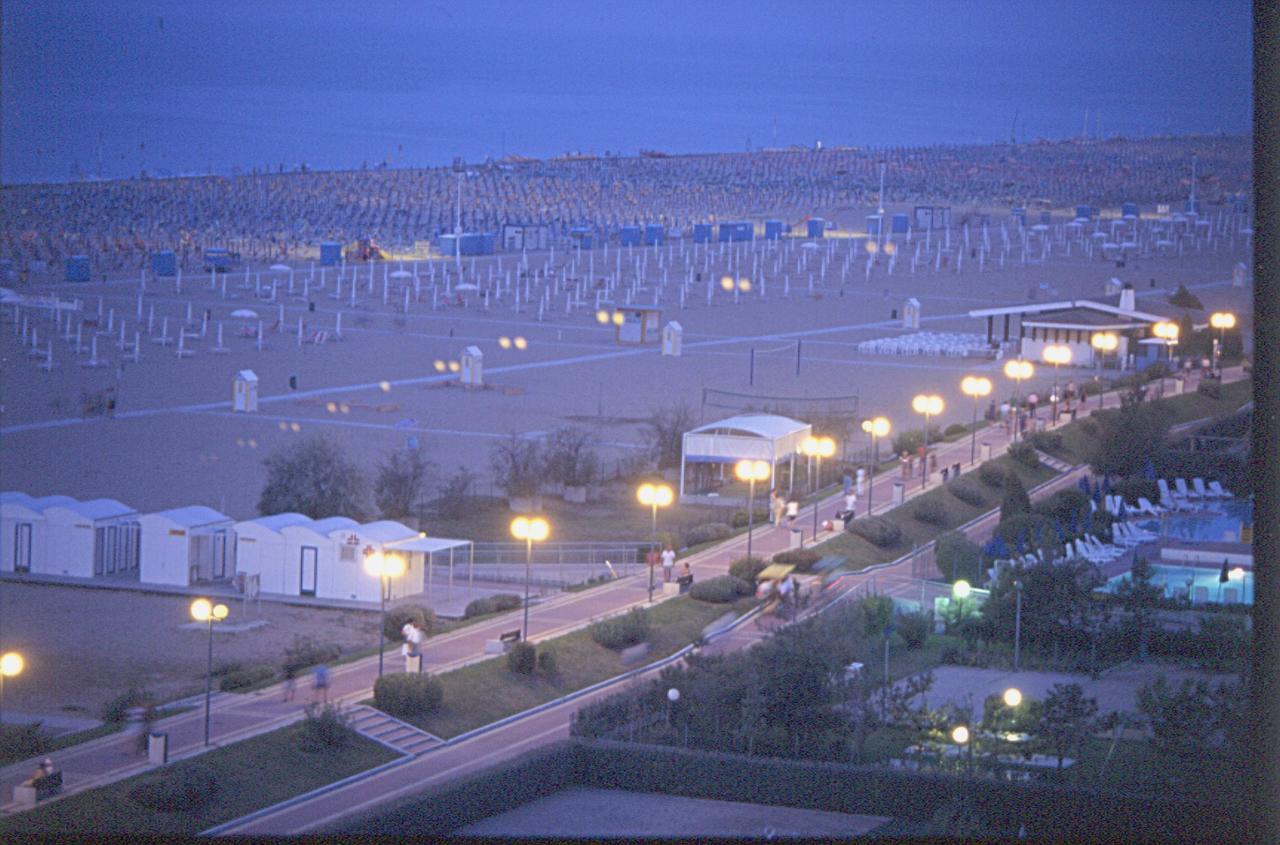 Apartment Isi *