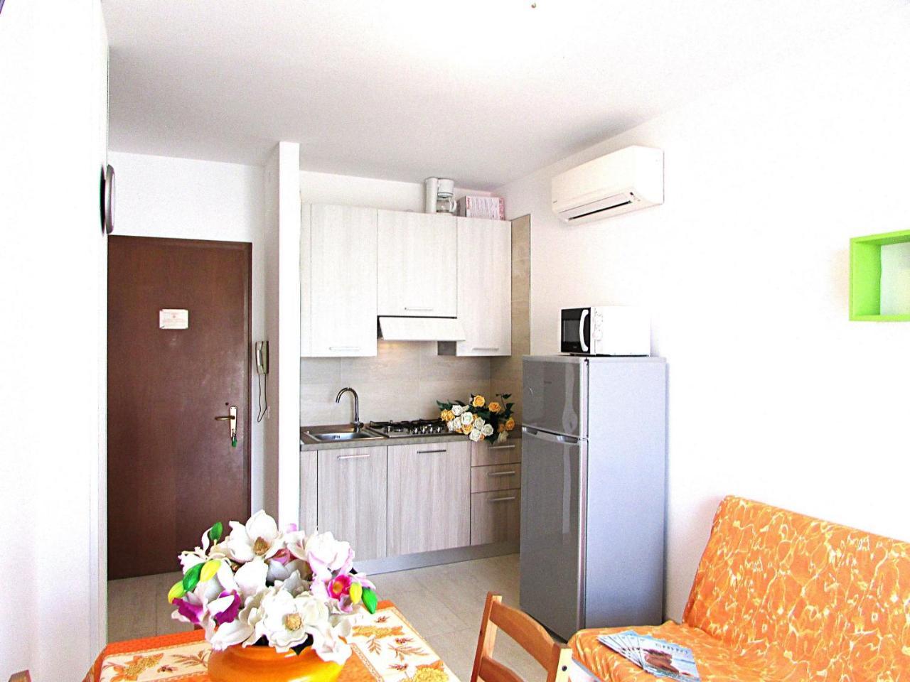 Isi Apartment